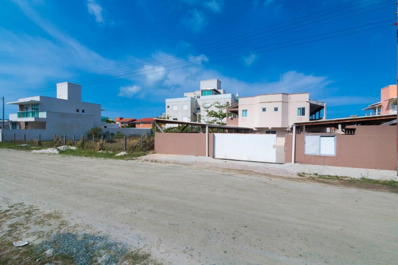 Residencial Melfi 3 Ap.8 Fundos Apartment