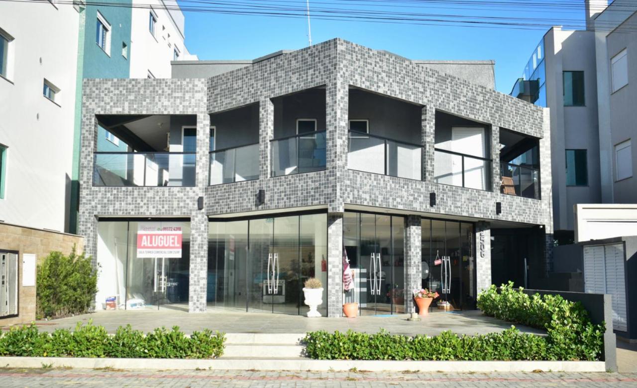 Residencial Melfi 3 Ap.8 Fundos *